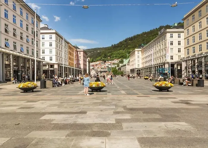 Dinbnb - Idyllic Location - 3 Bedroom Bergen